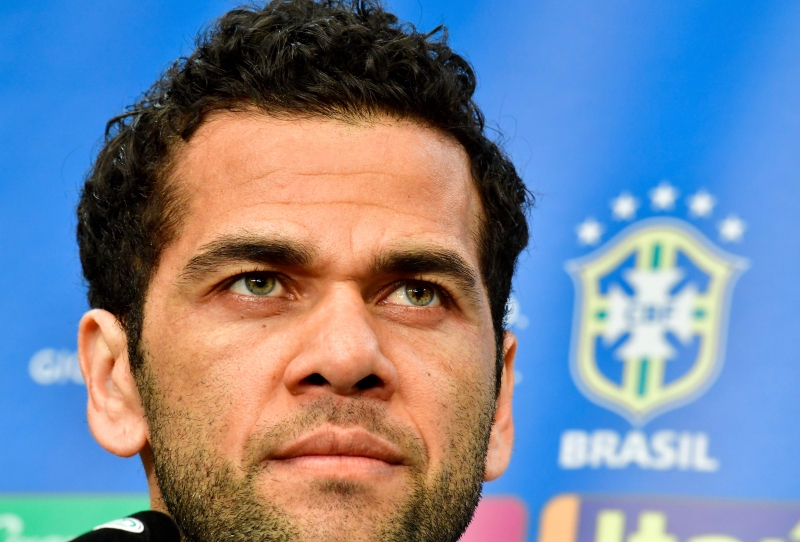 You are currently viewing Daniel Alves está fora da Copa do Mundo