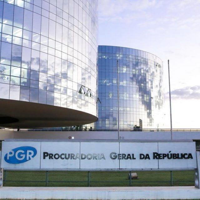 Interino da PGR anuncia retorno de procuradores do grupo da Lava Jato